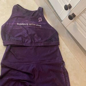 Peloton Sunday’s With Love (Wear it to heart) XL